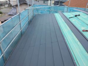 屋根カバー工法