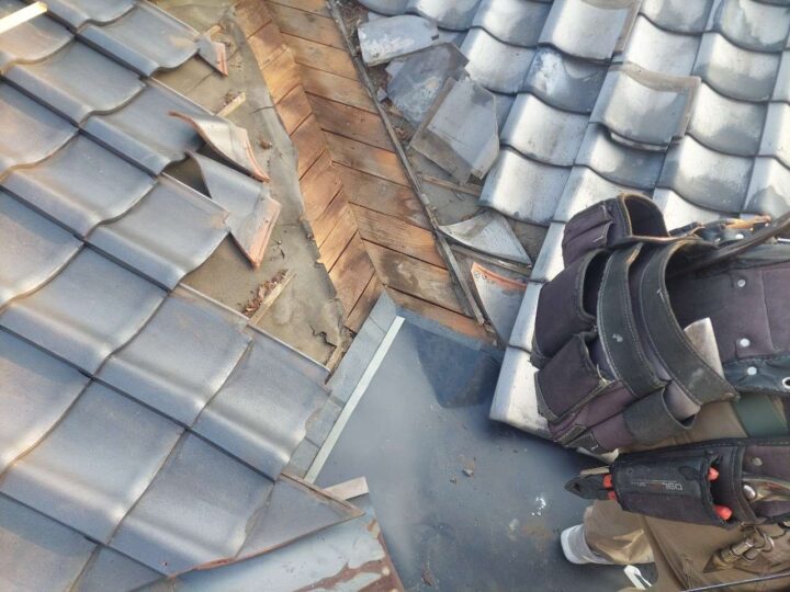 既存瓦撤去