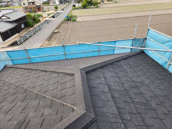 棟板金取り付け